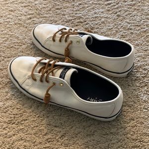 Sperry Seacoast Canvas Sneakers, size 8